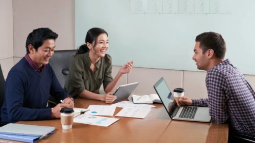Manfaat Pelatihan dan Sertifikasi Staf SDM BNSP untuk Fresh Graduate